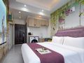 purple-night-yiju-cinema-apartment