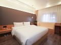 starway-hotel-qingdao-zhenhua-road-metro-station