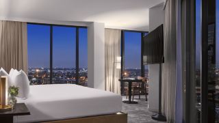 c-baldwin-curio-collection-by-hilton