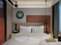 fungee-hotel-ifs-international-finance-center-south-gate-subway-station