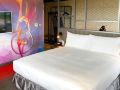 t11-t12-hotel