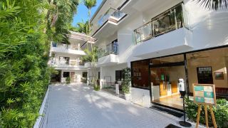 jony-s-beach-resort