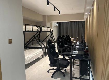 Luoyue E-sports Apartment (Olympic Sports Wanda Branch)