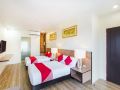 oyo-489-casa-mia-hotel-suites