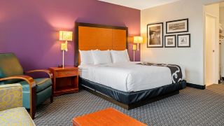 la-quinta-by-wyndham-naples-east-i-75