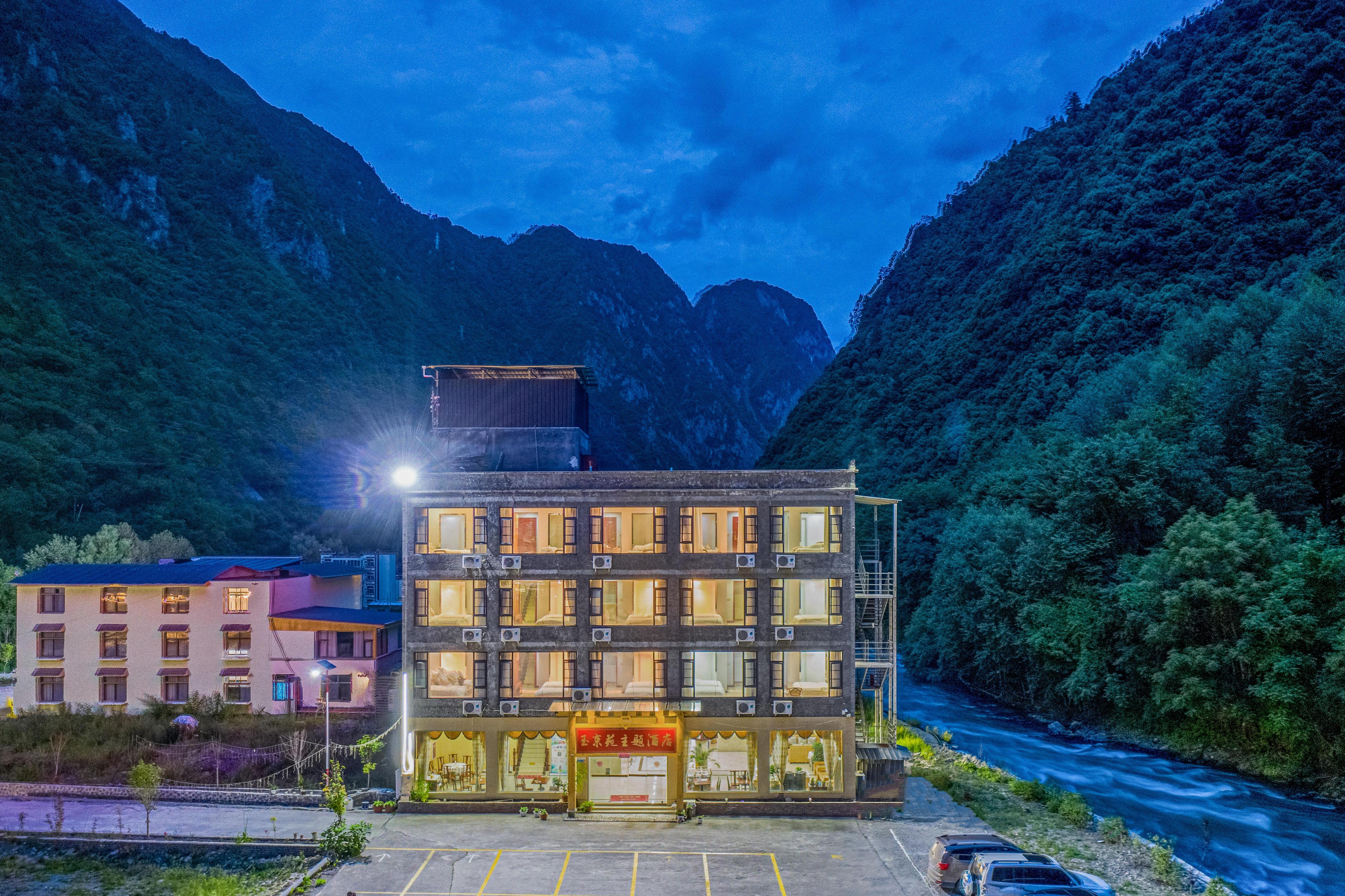 hotel overview picture
