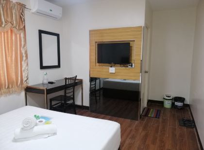 Meaco Royal Hotel-Binan