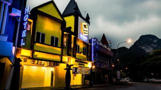 golden-roof-hotel-sunway-ipoh