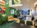 davis-loft-international-apartment-shenzhen-north-station-store