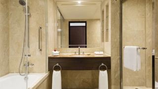 hong-kong-gold-coast-hotel