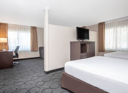 Baymont by Wyndham San Diego Downtown