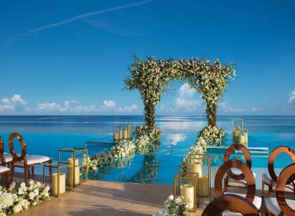 Dreams Natura Resort and Spa