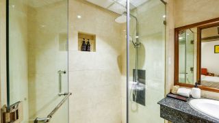 the-noble-swan-hotel-saigon