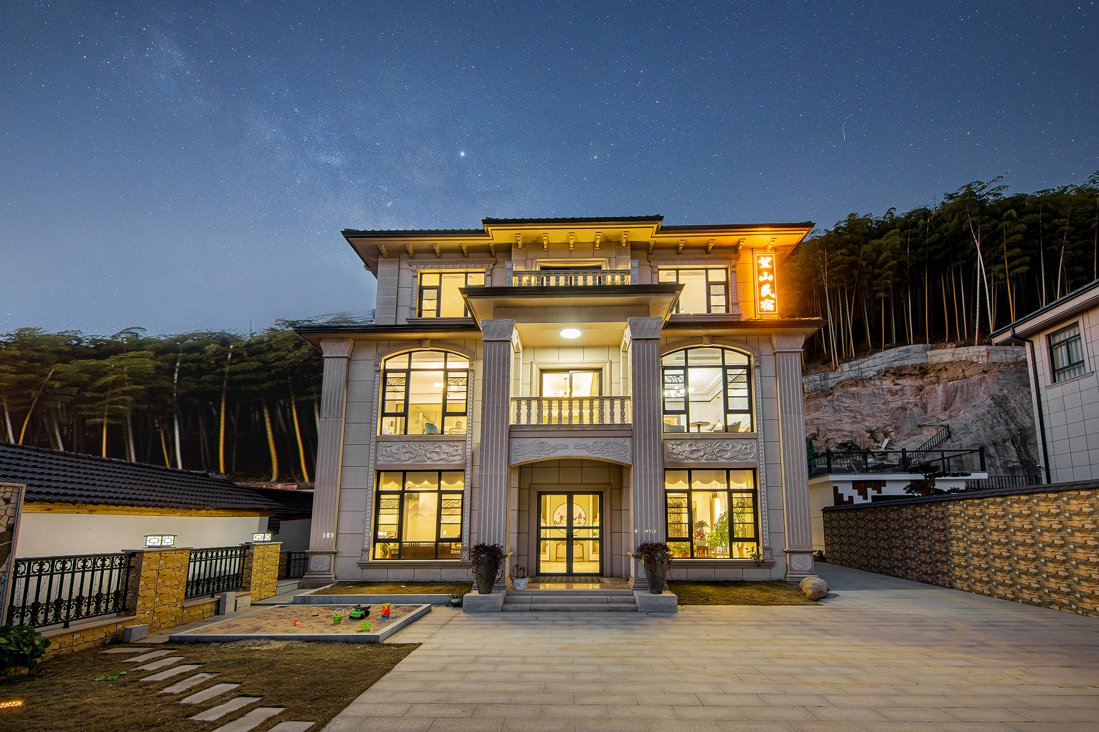 hotel overview picture