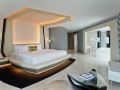 v-hotel-dubai-curio-by-hilton