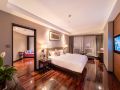 newcomes-orange-hotel