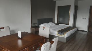 nanbu-minghu-hotel-aocheng-branch