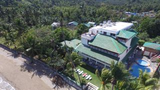 badladz-beach-and-dive-resort