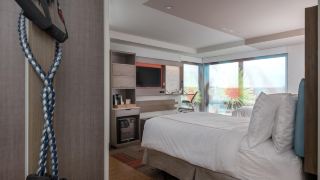 even-hotel-brooklyn-an-ihg-hotel