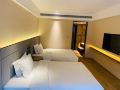 star--flower-inn-chunxi-road-niushikou-metro-station