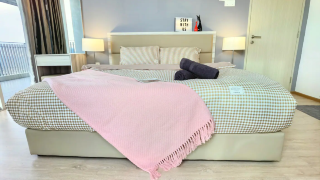 t2-3401-sunset-penthouse-netflix-johor-by-stay