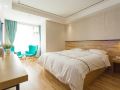 romantic-city-hotel