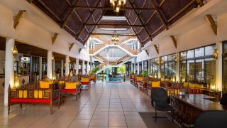 traveller-s-beach-hotel-and-club