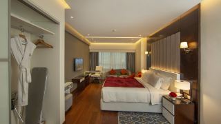 number-one-tower-suites