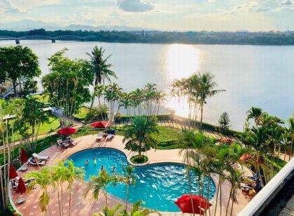 Century Riverside Hue