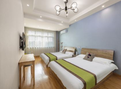 Shanghai Xiangjian Huashe Homestay