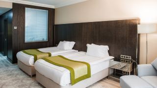 the-one-hotel-astana