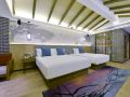xiand39an-bell-tower-meilun-hotel