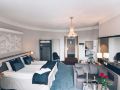 crystal-plaza-hotel