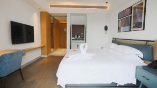 golden-phoenix-sea-view-hotel