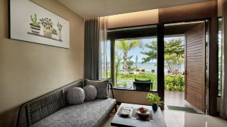 khanom-beach-resort-and-spa