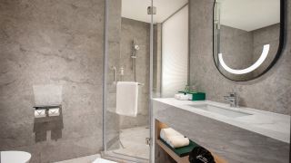 holiday-inn-shanghai-nanjing-road