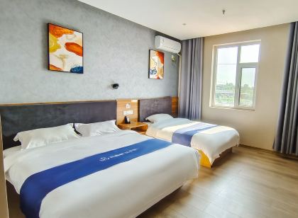 Home Inn Huayi Hotel (Liangshan Huatong Used Car Market)