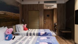 atour-hotel-chengdu-dufu-thatched-cottage-metro-station