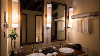 eaglewood-lt-hotel