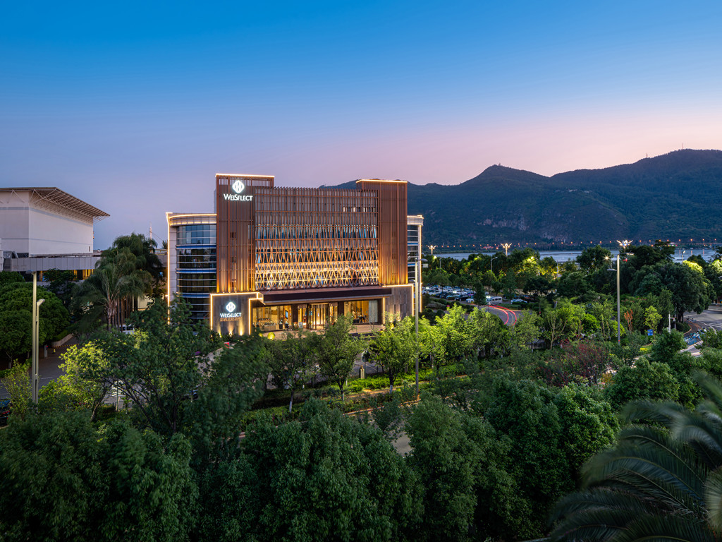 hotel overview picture