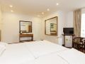 oyo-1158-ngoc-trai-hotel