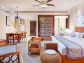 aloha-oceanfront-suite-resort