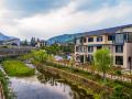 cloud-on-the-grassland-anji-thousand-encounter-holiday-home-stay
