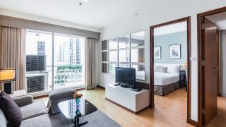 evergreen-place-siam-by-uhg-sha-plus-plus-