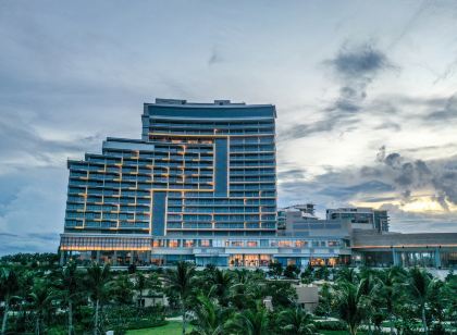 Hoiana Hotel and Suites