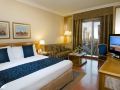 crowne-plaza-dubai