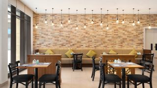 super-8-by-wyndham-dubai-deira