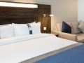 holiday-inn-express-dubai-safa-park