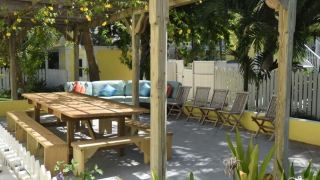 sapodilla-house