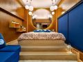 blu-cabin-ari-stylish-gay-poshtel